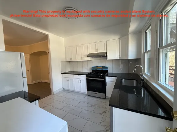 5128 F St, Philadelphia, PA 19124