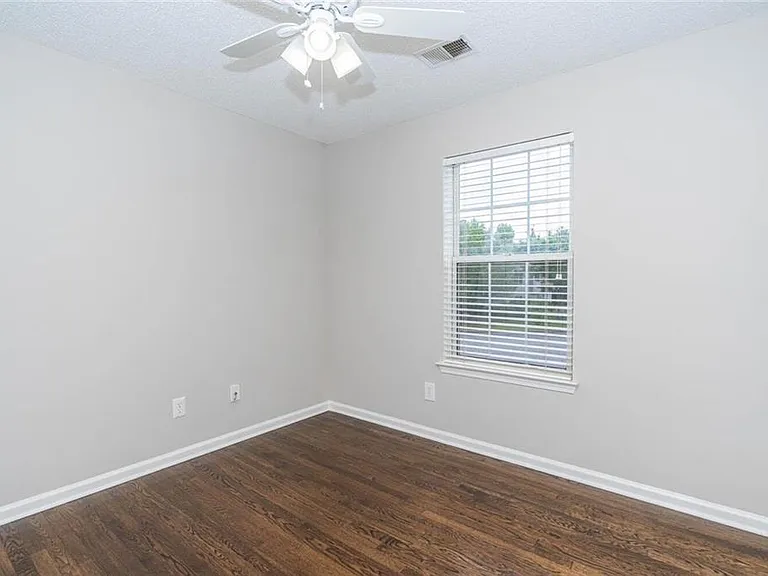 3272 Peach Ct NW — Photo 31
