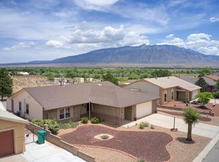 6398 Roadrunner Loop NE, Rio Rancho, NM 87144