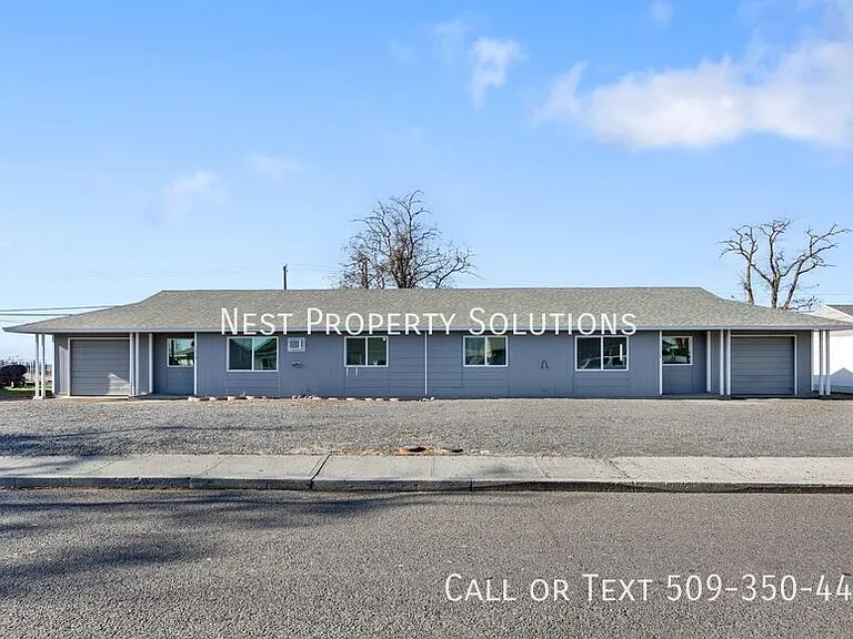 1314 Pershing Rd — Photo 2