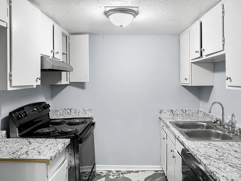 225 W McDowell Rd — Photo 33
