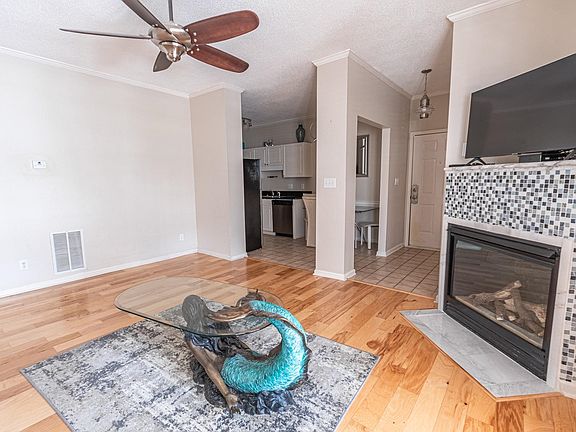 4th image of 9739 Leyland Dr. #5