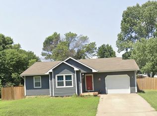 1413 Cedar St, Eudora, KS 66025