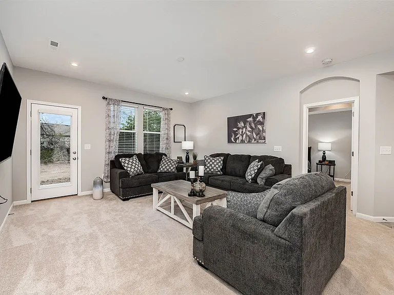 948 Southline Dr — Photo 7
