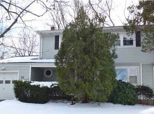 32 Edith Ave, Metuchen, NJ