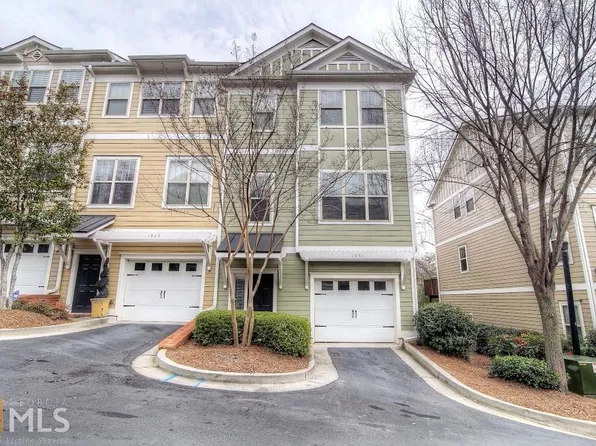 1961 Sterling Oaks Cir, Atlanta, GA 30329