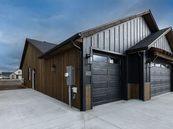 423 Poppy St, Sugar City, ID 83448