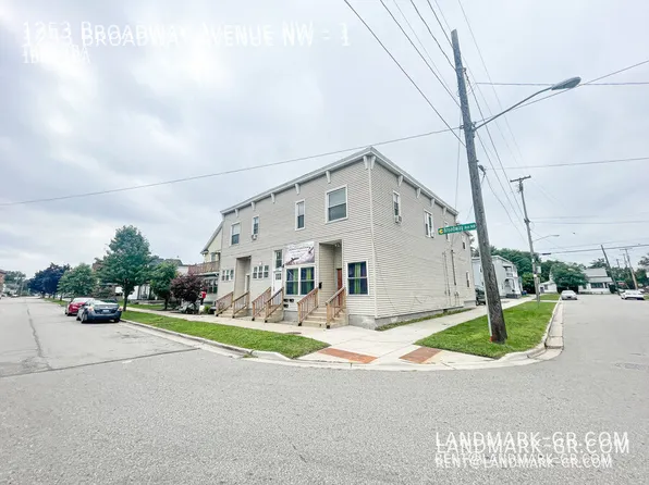 1253 Broadway Ave NW, Grand Rapids, MI