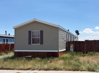 802 Apple Ave, Rawlins, WY 82301