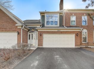 253 Princeton Ln #0, Glenview, IL 60026