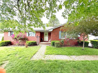 14 W Oakwood Way, New Castle, PA, 16105