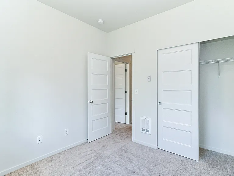 6060 70th Dr NE — Photo 23