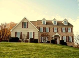 125 Rising Hill Ln, Chester Springs, PA 19425