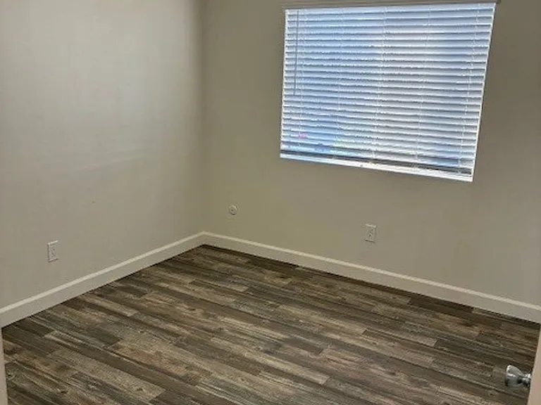 Summit Creek Apartments — Photo 32
