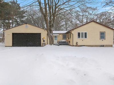 4062 Eastlake Rd, Muskegon, MI, 49444