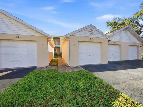 6311 99th Way N APT 11F, Saint Petersburg, FL 33708