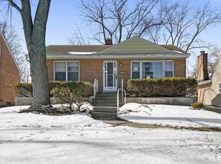 308 S Yale Ave, Addison, IL 60101