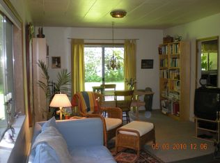 7954 Pleasant Ln NE, Bainbridge Island, WA 98110