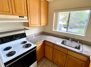1105 Capuchino Ave APT 6, Burlingame, CA 94010