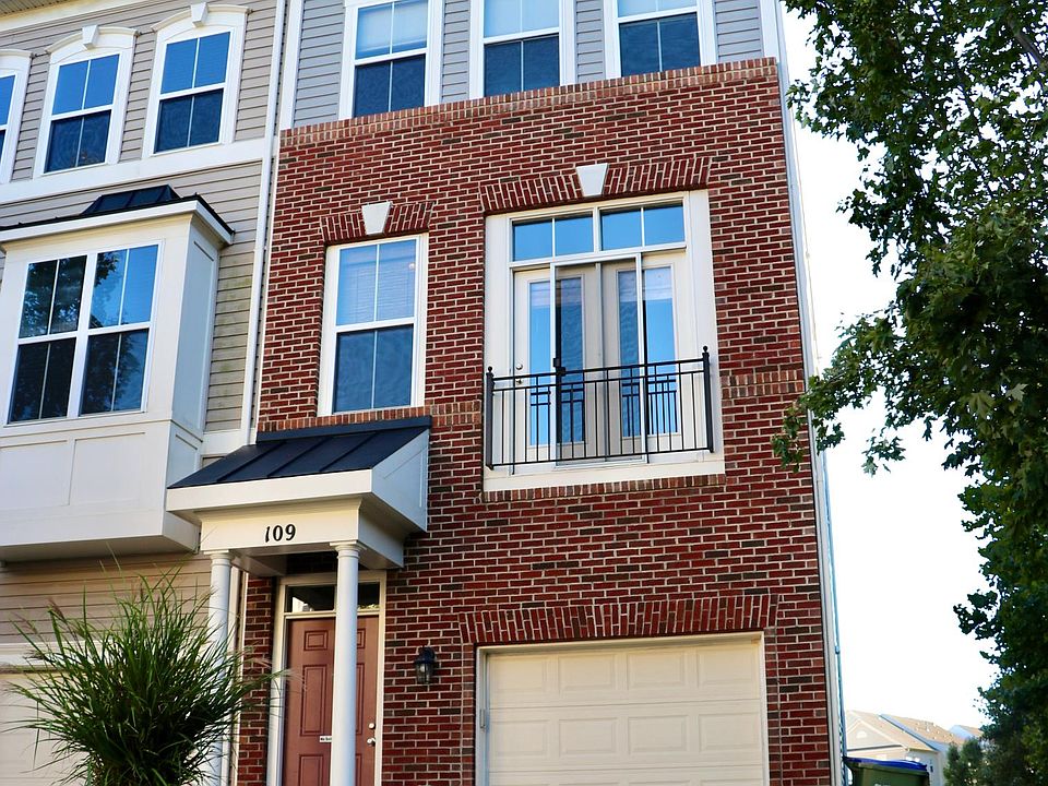 1st image of 109 Bellingham Dr