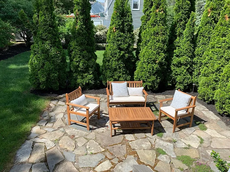 10 Fern Ave — Photo 47