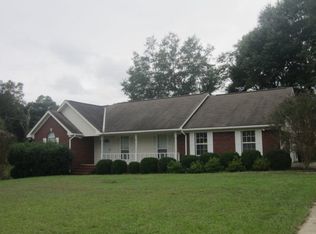 120 Red Oak Ln, Eufaula, AL 36027