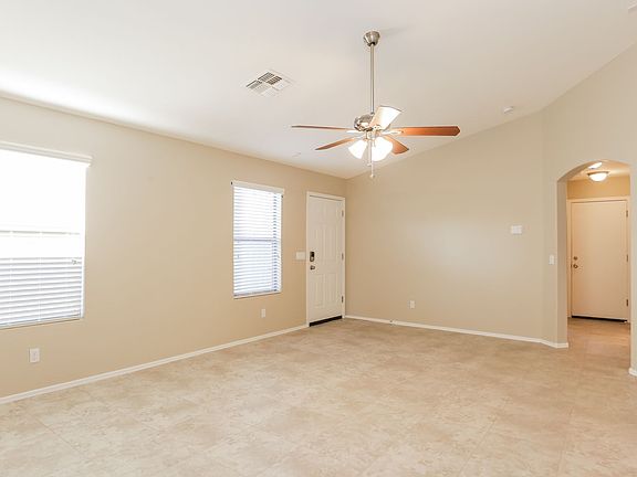 5th image of 3231 W Santa Cruz Ave