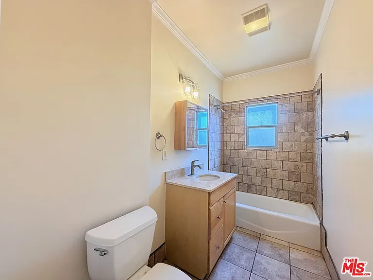 605 1/2 Tularosa Dr — Photo 10