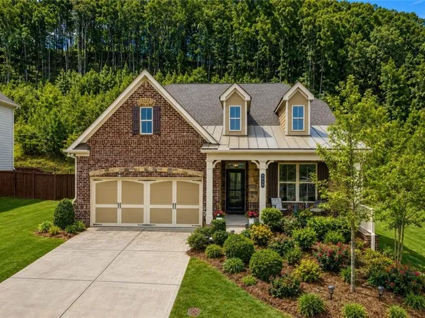 2730 Crimson Downs Dr, Cumming, GA 30040