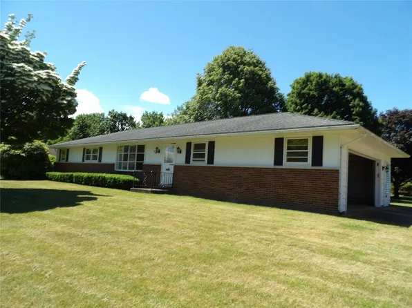 5406 Somerset Dr, Fairview, PA 16415