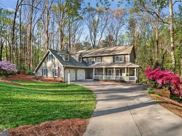 1120 Willow Bnd, Roswell, GA 30075