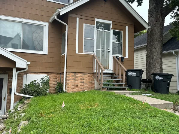 623 S 33rd St #2, Omaha, NE 68105