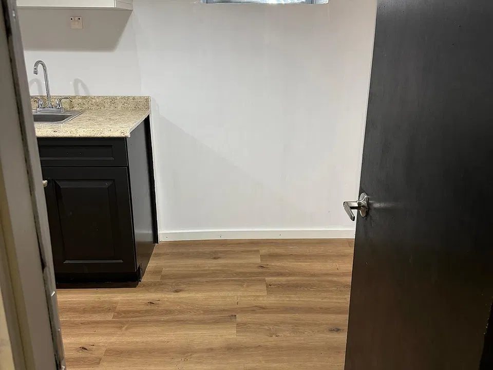 34 Cedar St #3