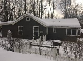 5 Sanoset Rd, Highland Lakes, NJ 07422