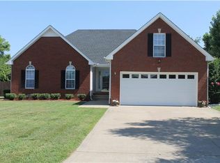 1958 Berkshire Dr, Clarksville, TN