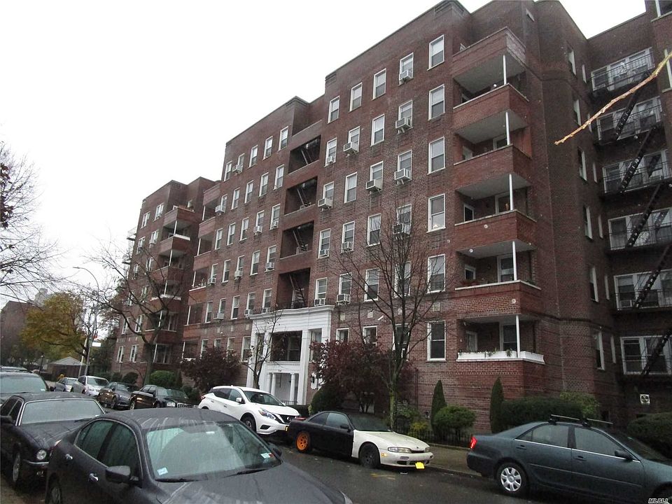 1st image of 75-40 Austin St #2CR