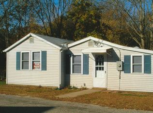 36 River St, Baltic, CT 06330