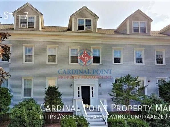 71 Grove St, Dover, NH
