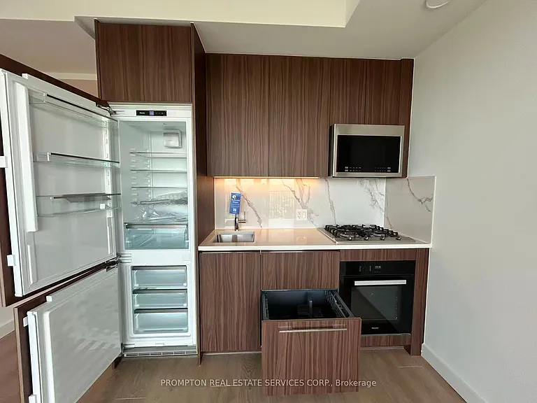 68 Esther Shiner Blvd #2006 — Photo 10