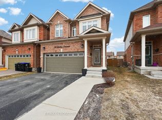 30 Hutton Cres, Essa, ON L3W0R6