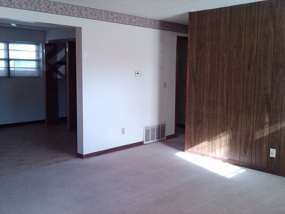 3rd image of 538 W 5th St APT E