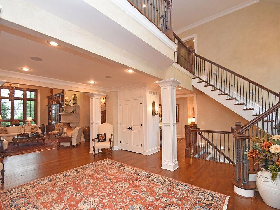 7855 Ayers Rd, Cincinnati, OH 45255 Zillow