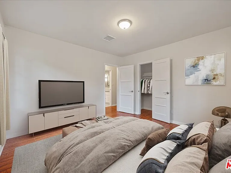 4328 Goodland Ave — Photo 31