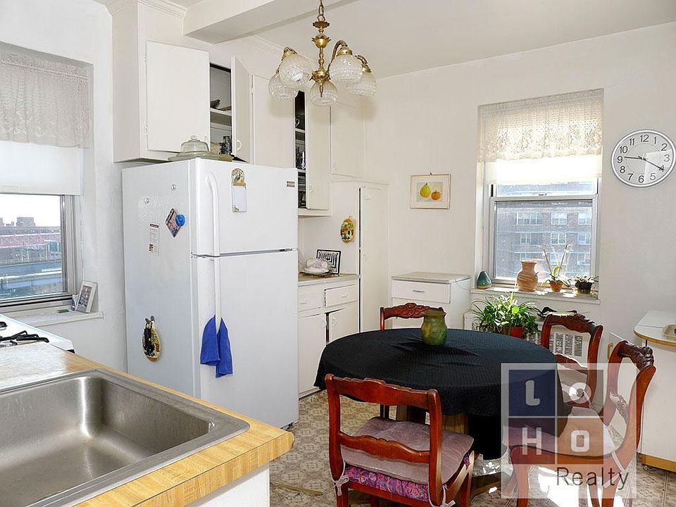 1st image of 550 Grand St APT G12b