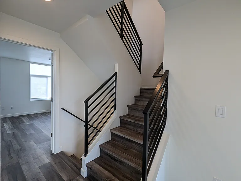 33 W Etruria St — Photo 27