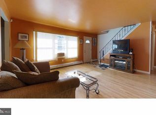 20 Blueberry Ln, Willingboro, NJ 08046