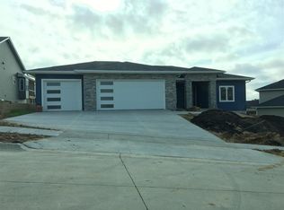 964 Camp Cardinal Rd, Iowa City, IA 52246