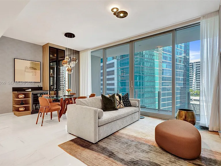 300 Biscayne Boulevard Way #1808W — Photo 2