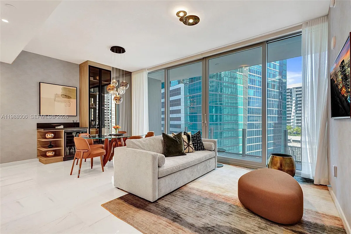 Building Photo - 300 Biscayne Boulevard Way #1808W