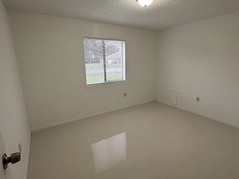 3443 Kelly Ct — Photo 16